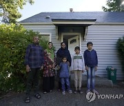Vietnamese Americans Afghan Refugees