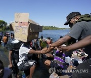 Haitian Migrants Photo Gallery