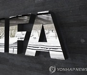 월드컵 격년 개최 서두르는 FIFA..회원국 화상 회의 소집