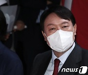 洪 '화천대유' 尹 '예능출연'..보수·MZ세대 겨냥한 野 빅2