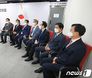 기자회견 참석한 윤석열 캠프 외교안보정책 자문단