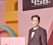 '오징어 게임' 美 넷플릭스 1위..한국 작품 최초