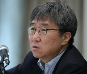 장하준 교수, AIIB 국제자문단 위촉..韓 민간 전문가 최초
