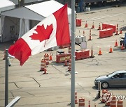 Crossing into Canada
