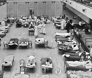 Virus Outbreak 1918 Influenza COVID 19