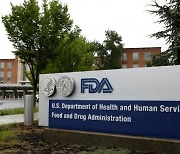 美 FDA, 65세 이상·고위험군 부스터샷 승인
