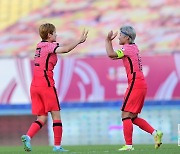 여자 대표팀, 우즈벡 4-0 대파하며 아시안컵 본선 진출