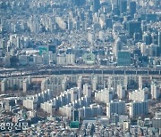 Twenty and Thirty-Somethings Clung to Apartments and Purchased 4 of 10 Apartments Sold in Seoul This Year