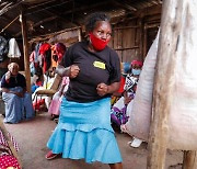 성범죄에 맞서기 위해..110살 케냐 할머니도 배우는 태권도