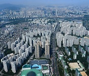 2030 아파트 '패닉바잉' 꾸준..서울 10채 중 4채 매입