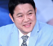 김구라, 52세 늦둥이 출산..박명수・지상렬 동료들 이어지는 축하[Oh!쎈 종합]