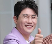 영탁, 스타랭킹 5주 연속 '2위'..인기가 찐찐찐찐 찐이야!