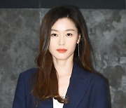 전지현♥최준혁, 송도 데이트 목격담..이혼·별거·불화설 종결 [엑's 이슈]