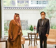 한·사우디 외교장관 회담..'그린뉴딜·사우디 비전 2030' 연계 모색