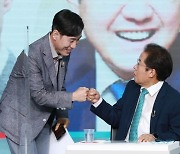 홍준표 '조국수홍' 지적에 "조국 가장 경멸한다" 반박