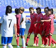 Korea 4-0 Uzbekistan as Taeguk Ladies advance to Asian Cup