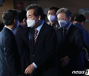 이낙연, 광주·전남서 이재명에 신승