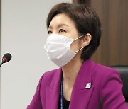 [TV조선] 정당 대변인으로 변신한 김연주