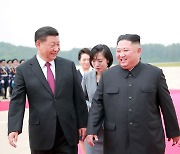 김정은, 시진핑 축전에 답전 "적대세력 악랄한 도전 짓부수는 공동투쟁"