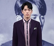 '가스라이팅 논란' 김정현, 심경 고백.."좋은 모습으로 보답"