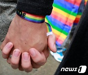 스위스, 26일 동성 커플 결혼 허용 여부 국민투표 실시