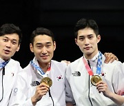 Fencing gold medalists hope sport's popularity is here to stay