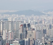 서울 아파트 거래절벽 '심각'..재건축 아파트는 연일 '신고가'