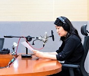 한강 등 작가들과 만나는 라디오..TBS 문학캠페인