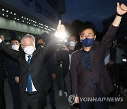 이재명, '대장동 파고'에도 호남 승리..본선 직행 청신호