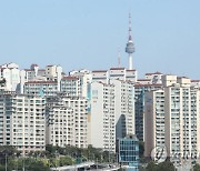 외국인 임대사업자 2394명.. 文정부 들어 아파트·토지 매입 급증