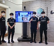 씨유이그룹, "담원기아 롤드컵 우승 기원"..AI 열화상 관제시스템 기증