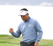 '탱크' 최경주, PGA 챔피언스투어 한국인 첫 우승(종합)