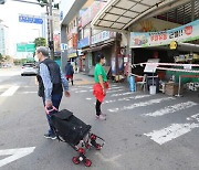 COVID-19 cases surge to record high after Chuseok holiday, experts brace for more severe cases