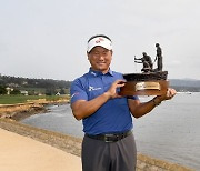 한국인 첫 챔피언스 투어 우승, 최경주 "추석 이후에 좋은 선물 드렸다"