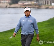 최경주, PGA 챔피언스 투어 우승..한국인 최초