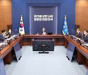 靑, 김여정 담화후 첫 회의..기대감 속 '신중기류'