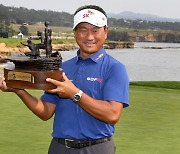 '탱크' 최경주, PGA 챔피언스투어 첫 제패.. 한국 남자골프 새 역사 썼다