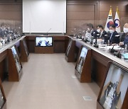 홍남기 "위드코로나 방안 준비..내년도 경제정책방향 수립도 착수"