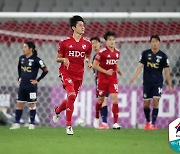 [K리그2 31R] '안병준 20호골' 부산, 서울E 2-1 격파.. 10경기 만에 승리