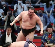 JAPAN SUMO WRESTLING HAKUHO