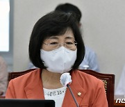 교육부 산하·유관기관장 42%가 '캠코더 인사'