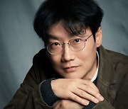 [인터뷰]'오징어게임' 감독 "표절·여성비하 의도無, 전화번호 노출은 죄송"