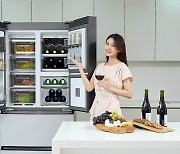 김포족(김장 포기) 늘자.. 세컨드 냉장고로 진화하는 김치냉장고