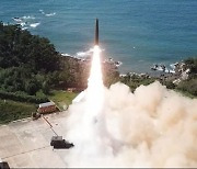 [단독]"軍, 세계 최대 '7~8 t 탄두' 탄도미사일 개발 눈앞"