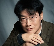 '오징어 게임' 황동혁 감독 "새벽‧지영 원래는 남자, 오일남은 사실.."(인터뷰)