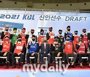 [MD포토] 2021 KBL 신인드래프트 지명된 선수들