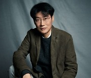 '오징어 게임' 감독 "정호연=야생마..공유·이병헌 특별출연 감사" [인터뷰②]