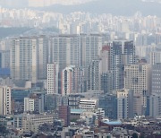 "한국 정부, 현재의 가계부채 위험 과소평가하고 있다"