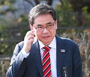 이준석 "곽상도, 사퇴가 눈높이 부합"..장제원 의원은 尹 캠프 사퇴