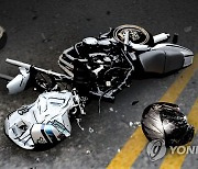 제주 한림서 오토바이 사고..2명 사상